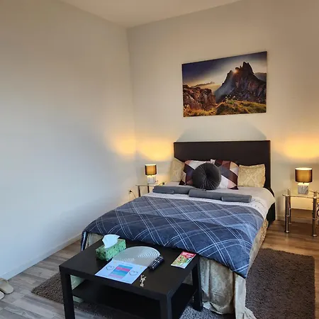 Cozy And Comfortable Private منزل للإقامة *