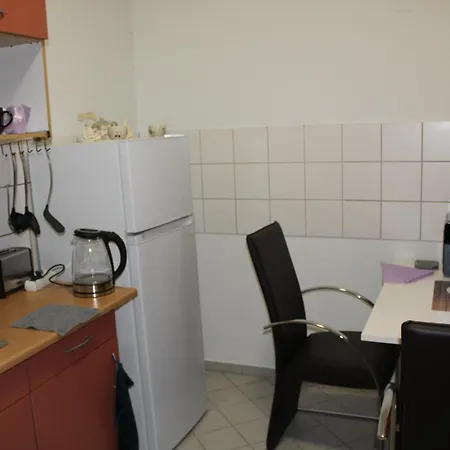 Cozy And Comfortable Private Accommodatie bij particulieren