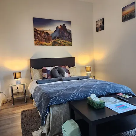 Homestay Cozy And Comfortable Private Dresden